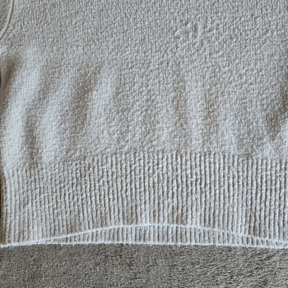 Okakie Textured Knit Relaxed Fit Sweater Size Small - Picture 6 of 13
